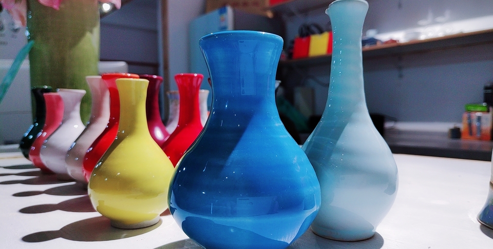 上釉烧制之后的成品