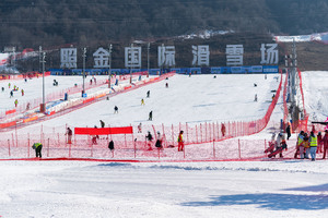 【仅直通车，不含雪票及其他】照金滑雪场直通车（25-26雪季），需提前1日下午18:00前预订