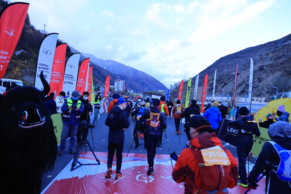 FoVTJ-Fi5cqq1W2Ckt8WH1aZBzqe