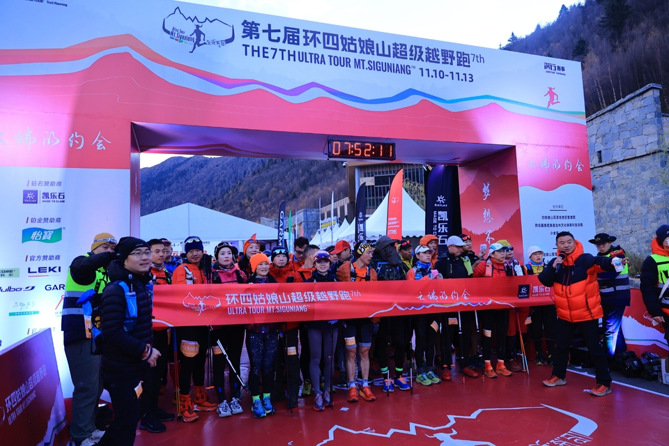 FrR83MTjrdkKf_D-v8XSpijAyZle