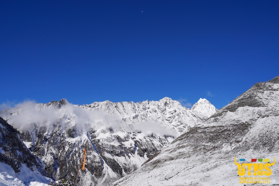 FF1A9D15-F26C-48F3-822C-0CFF5B3A819F