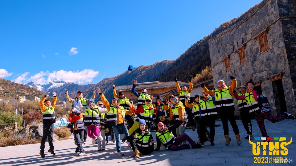 MTM5MDgxMTM2ODMxNjk4ODI4NzM3MTAw