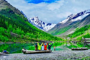 志愿者专属报名通道|2025玛嘉沟生态旅游区第二届徒步活动 暨第五届红色小金玛嘉沟帐篷音乐季