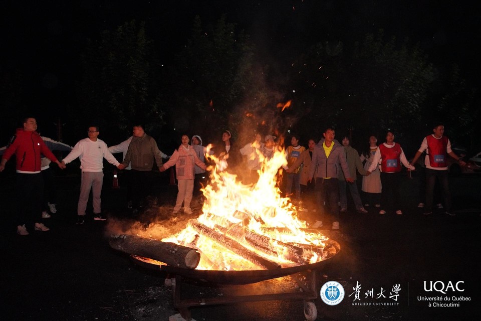 FrETz2D4M4neZ5UIgItUg8_ipYi21920