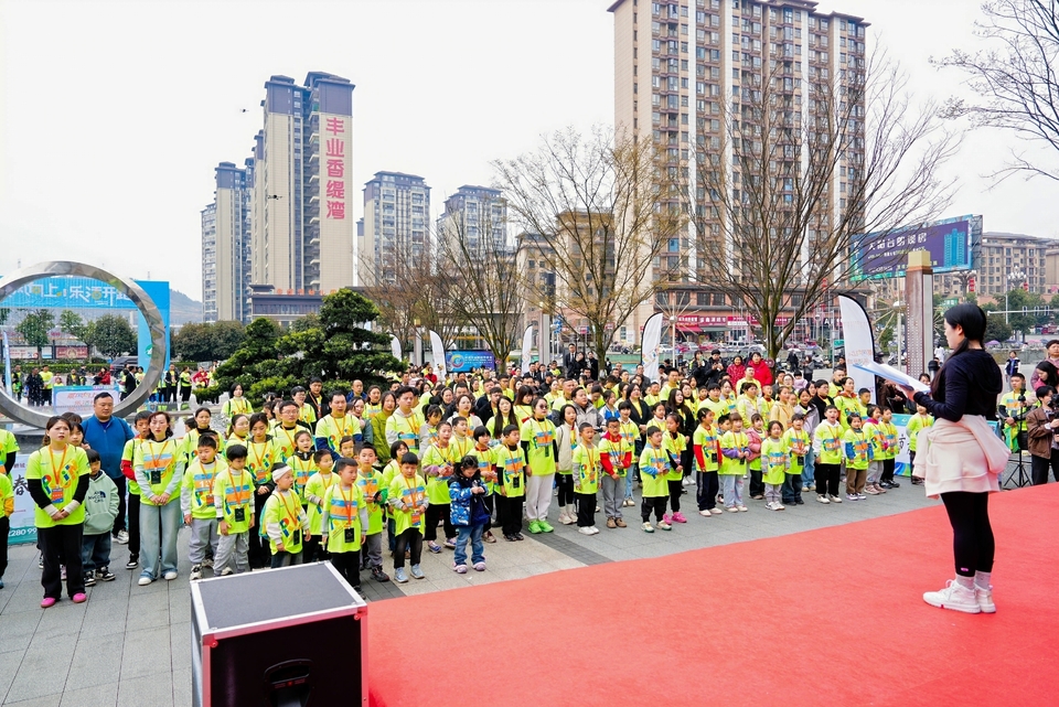 CEH00561-opq3530715719