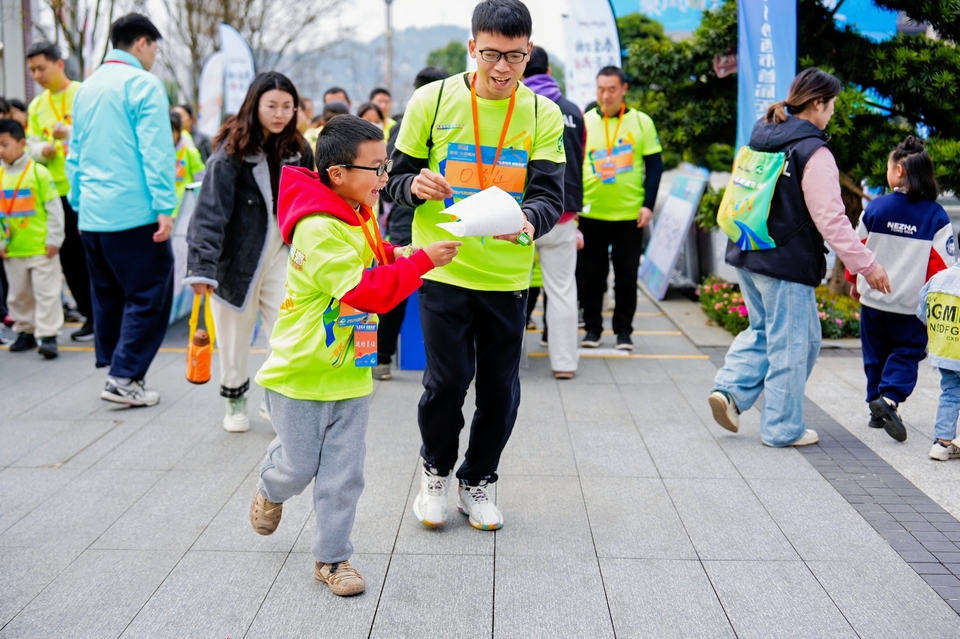 CEH00669-opq3530768550