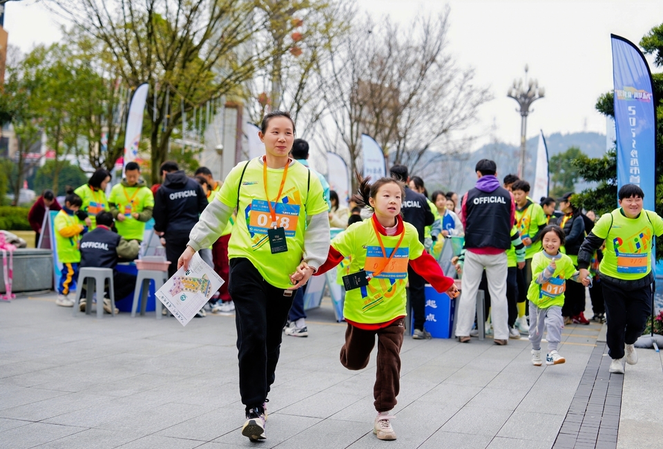 CEH00701-opq3530769886