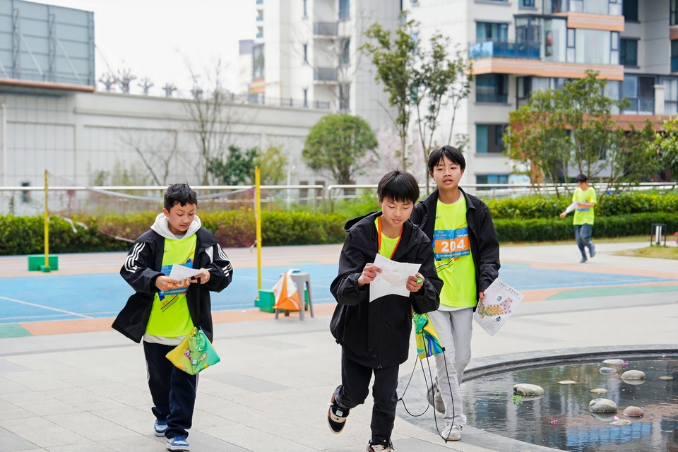 CEH01546-opq3534061035