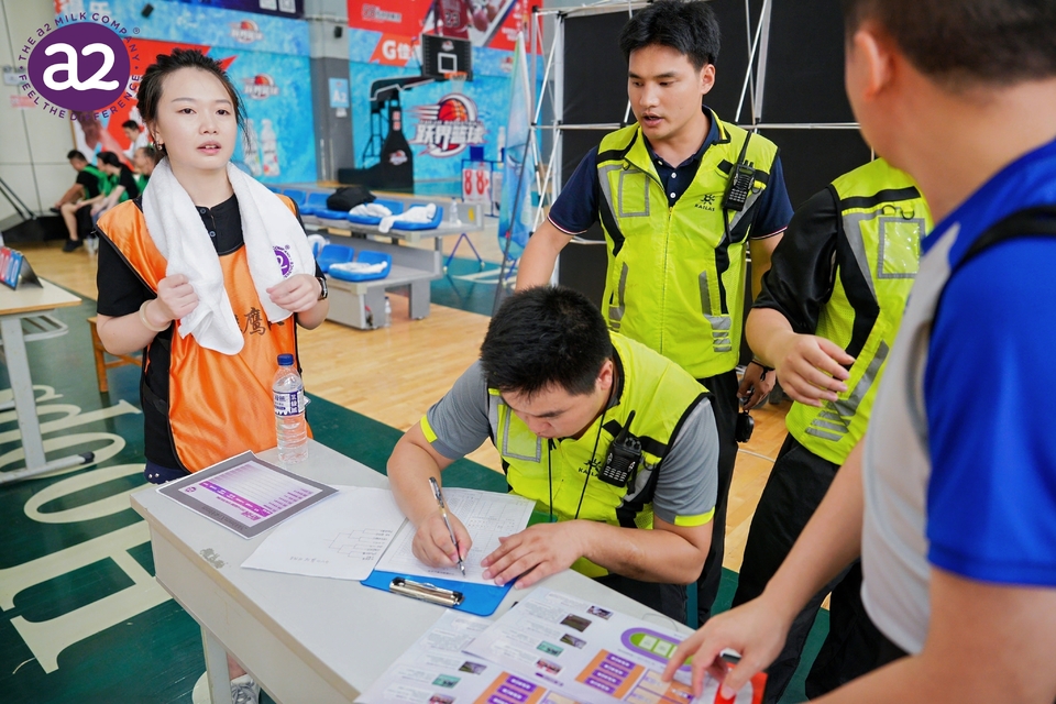 CEH05849-opq3823663962