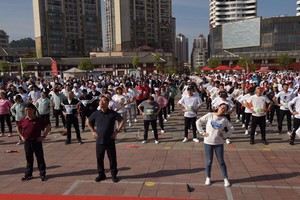 2021年惠水县“一心向党.好花正红”庆祝中国共产党建党100周年徒步健身比赛