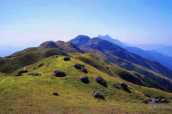 新线!【轿官线】5月1-2日 挑战茂名三官山大轿顶  穿越广东顶级山脊线