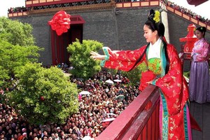 【初二-初五发团】880元：开封清明上河园、大宋武侠城、翰园碑林、铁塔公园，纯玩3日游，三日游