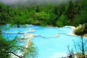 【星系九寨】4480元：成都.九寨溝?黃龍?都江堰?大熊貓基地?三星堆博物館?藏家歡樂頌，精華6日游