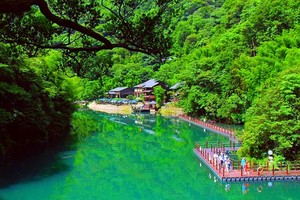 【4.11发团】410元：石台牯牛降+犁桥水镇+凤凰山牡丹，纯玩二日游