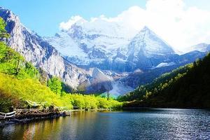 【仙境亚丁】4880元：红打卡地.鱼稻亚/墨石/鱼子西/格底拉姆，纯玩7日