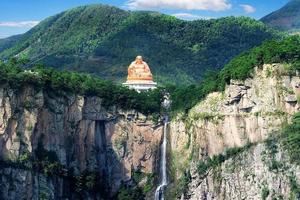 【4.1-4发团】580元：雪窦山、蒋氏故居、溪口老街，纯玩三日游