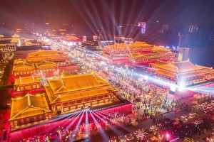 【春節(jié)發(fā)團(tuán)】880元：洛邑古城+老君山+大唐不夜城+兵馬俑+壺口瀑布+平遙古城，汽車5日游