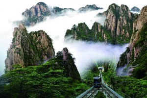 【周二、五發(fā)團】1160元：黃山住山頂、看日出、西海大峽谷，三日游