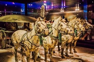 【關(guān)中記憶】2700元：兵馬俑-華清宮-華山-乾陵-法門寺-大慈恩寺-西安博物院-大唐不夜城，雙高5日游