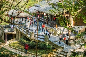 【4.1-4发团】480元：犁桥水镇+永泉小镇+凤凰山，纯玩二日游