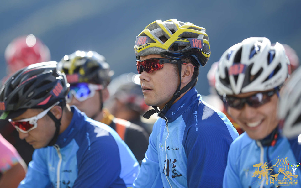 R80_6002_眸目压缩