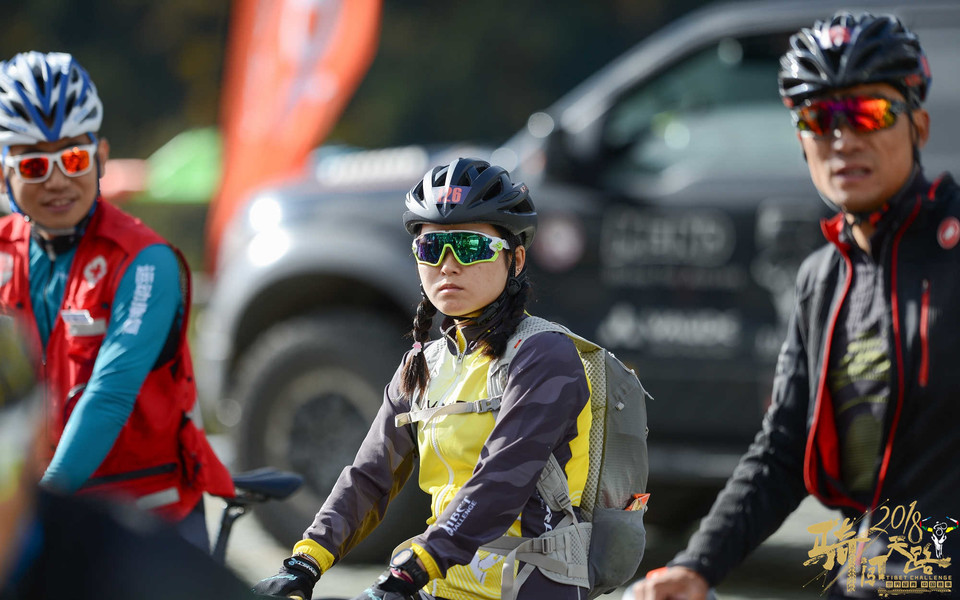 R80_6015_眸目压缩