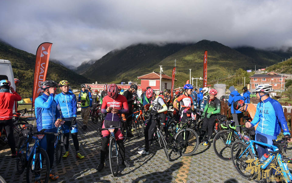 R81_1278_眸目压缩