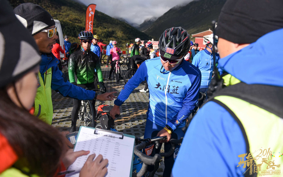 R81_1279_眸目压缩