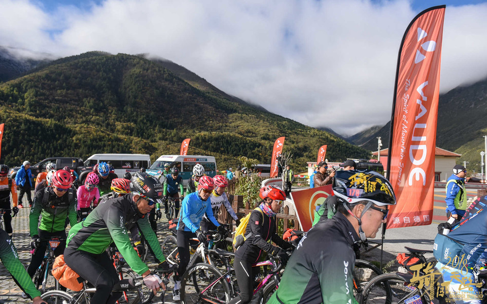 R81_1348_眸目压缩