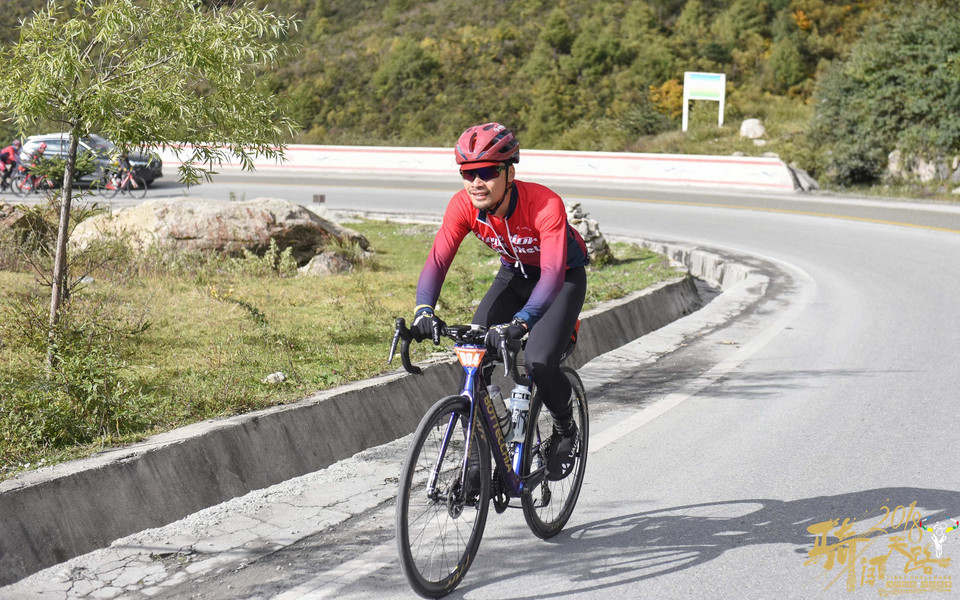 R81_1382_眸目压缩