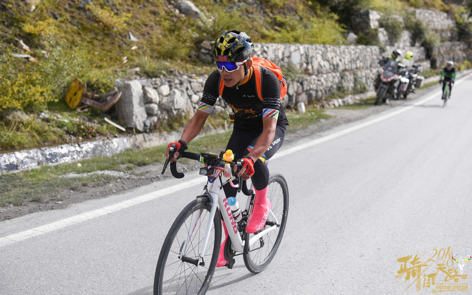 R81_1439_眸目压缩