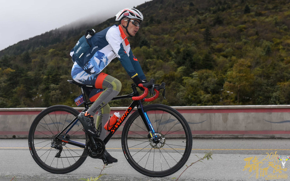 R81_1485_眸目压缩