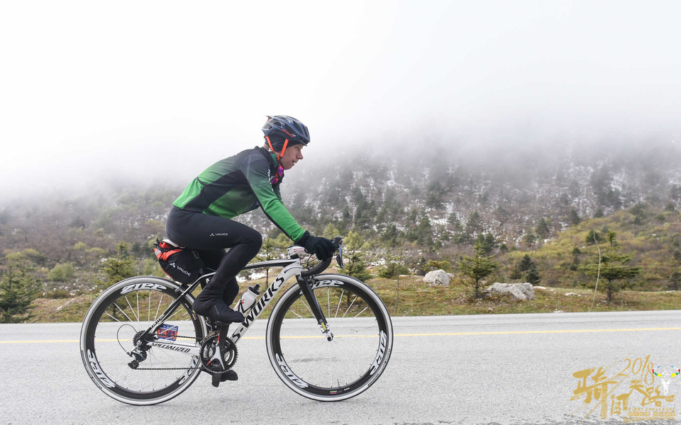 R81_1570_眸目压缩