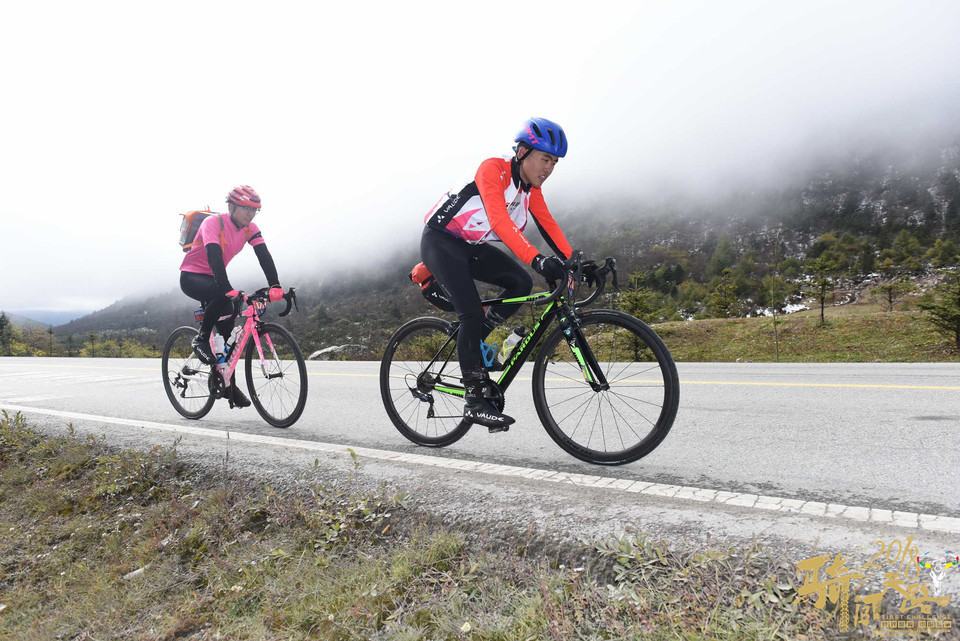 R81_1572_眸目压缩