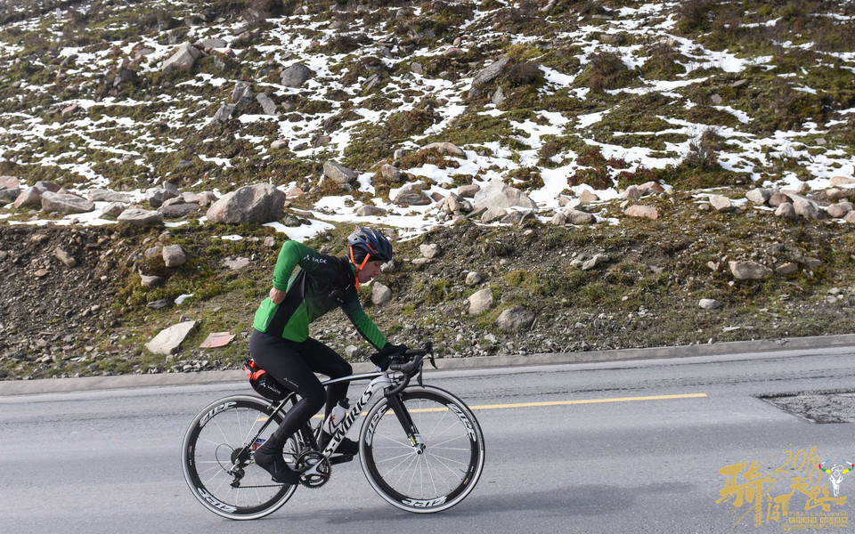 R81_1614_眸目压缩