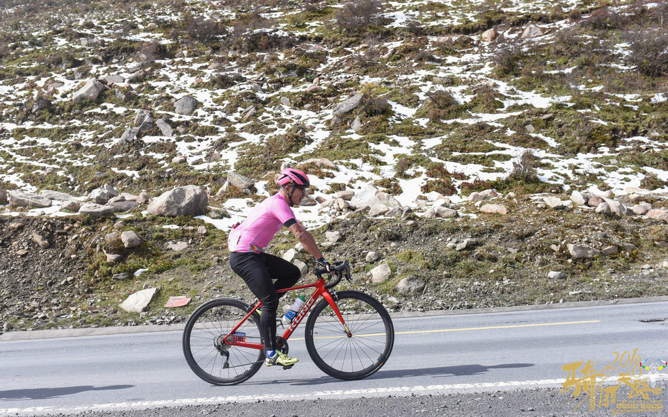 R81_1628_眸目压缩