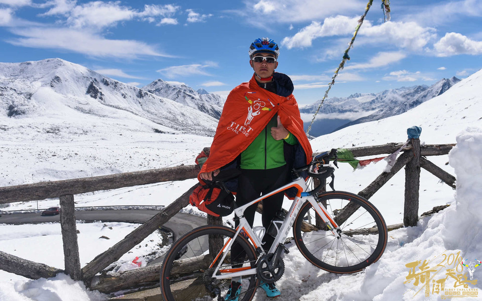 R81_1842_眸目压缩