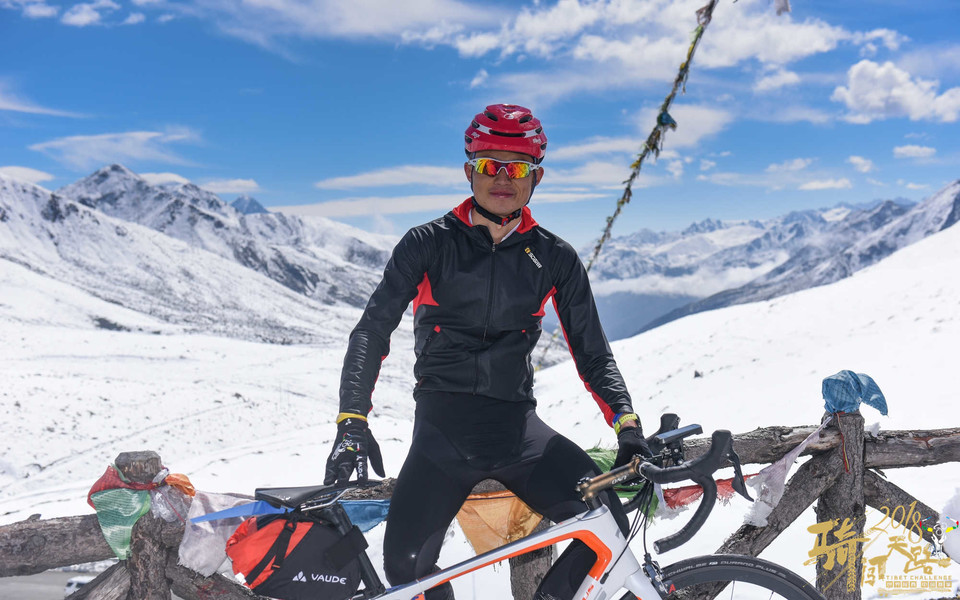 R81_1851_眸目压缩