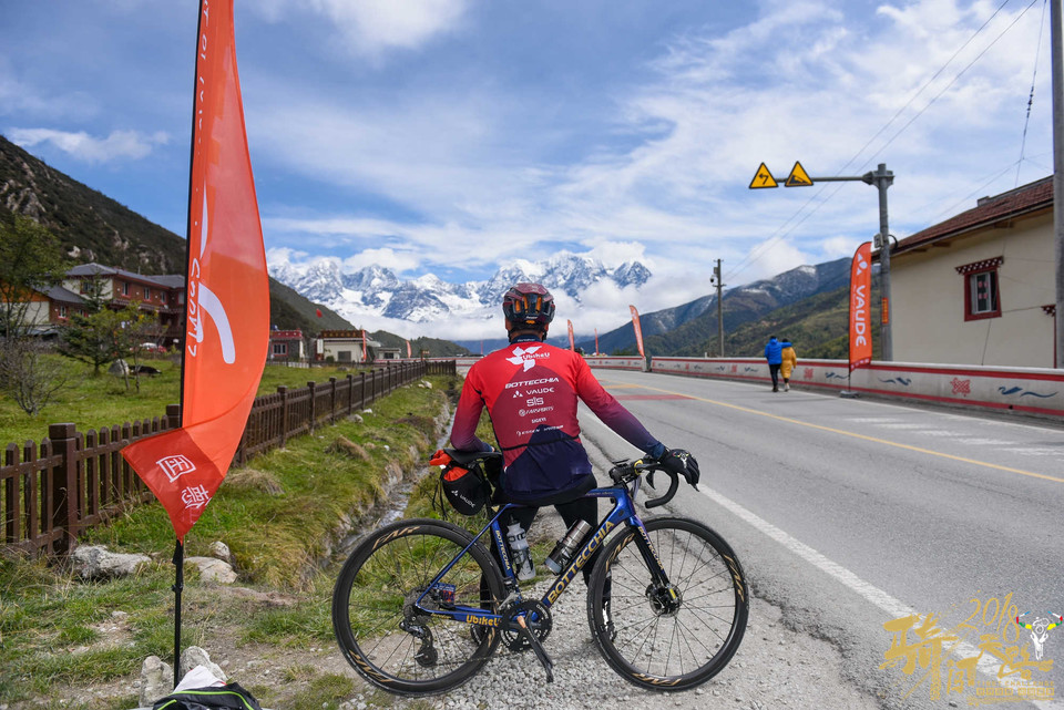 R81_1912_眸目压缩