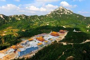 【乘VIP房车游多福山 特惠135元】9/9日海上仙山～威海多福山+玻璃栈道+玻璃滑道+大拇指广场一日游 