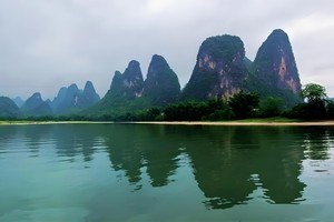 【高品小团•魅力广西全景7日•桂林•巴马】12月多期德天跨国瀑布•靖西鹅泉•巴马长寿村•漓江漂流•遇龙河•相公山