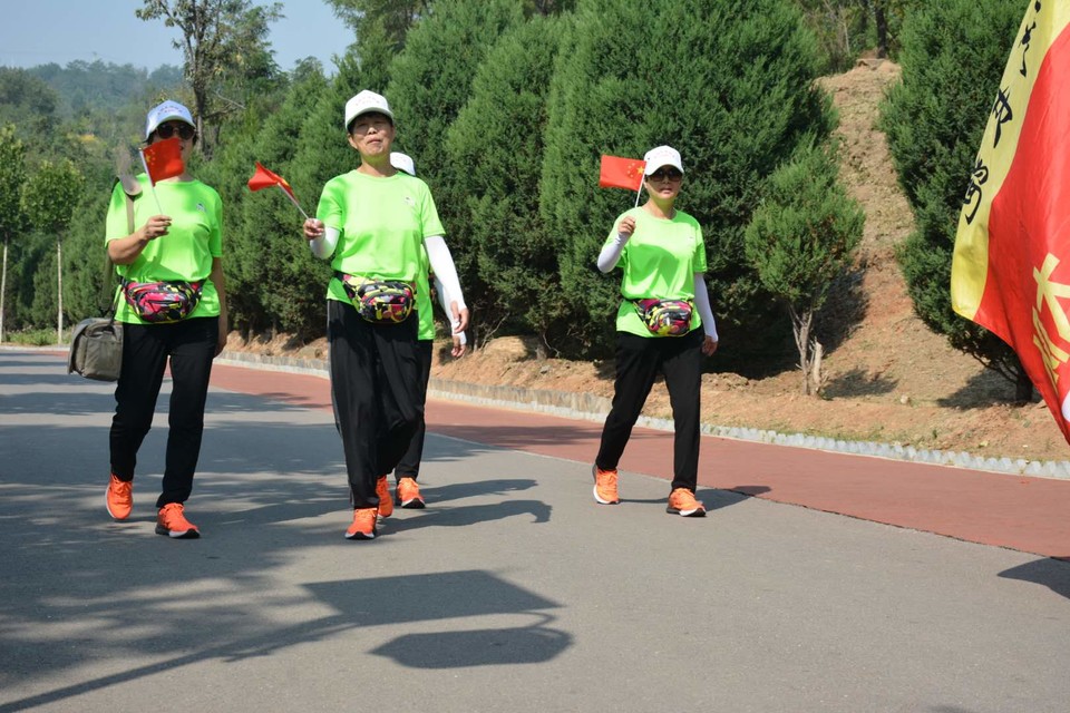 at1wJ-XmG-FgV2stjyPSqvnn2yqbsmes2oBZsXsSbr-Qil3jTcg5SI83xX--UetU