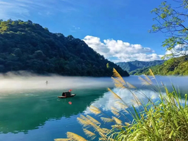 大巴3天丨郴州雾漫小东江、高椅岭、仰天湖大草原、马皇丘大峡谷、瓦窑坪、裕后街