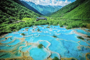 五一童话九寨丨成都+九寨沟+黄龙+都江堰or中华大熊猫苑5天4晚纯玩