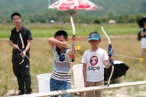 国庆10月4日深圳大鹏亲子打年糕、打地鼠、磨豆浆，射箭一天亲子活动