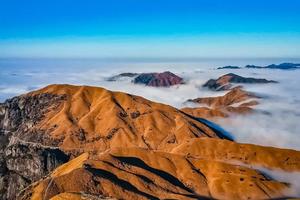 徒个中国 • 江西｜大武功山轻装徒步节，行摄金黄大草坡
