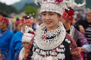 视觉盛宴5天4晚 | 贵州苗年&西江鼓藏节✖燕子洞&响水岩瀑布群轻徒步