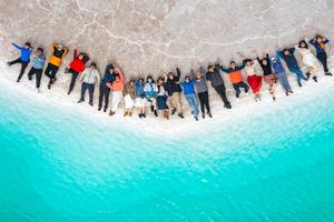 雪域可可西里｜11-1月可可西里-塔尔寺-水上雅丹-“恶魔之眼”艾肯泉-茫崖翡翠湖-昆仑山8日游