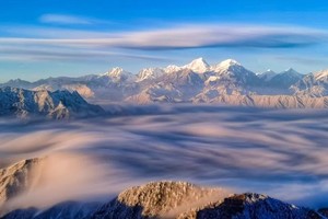 徒个中国•四川丨蜀山秘境之秋，牛背山 雅拉雪山徒步