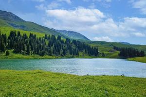 2022轻奢游系列  寻梦独库—独库穿越自驾8日